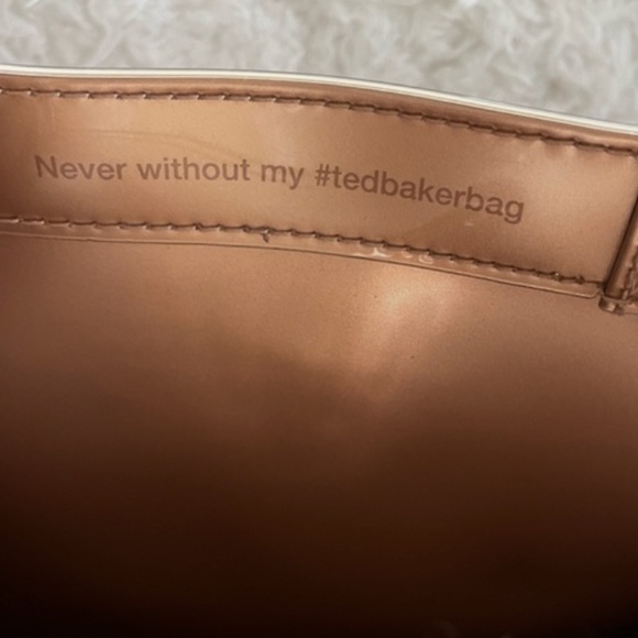 Ted Baker Bow Large Icon Tote Handbag in Rose Gold - Picture 4 of 8